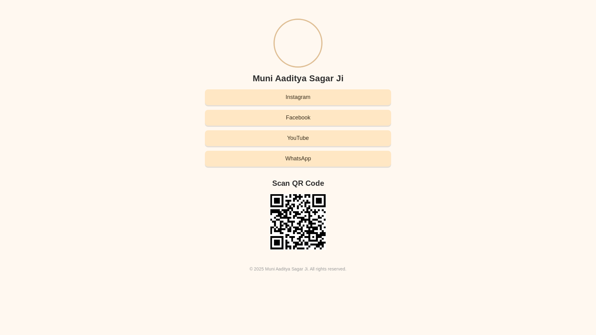 website screenshot of https://muniaadityasagar.com/