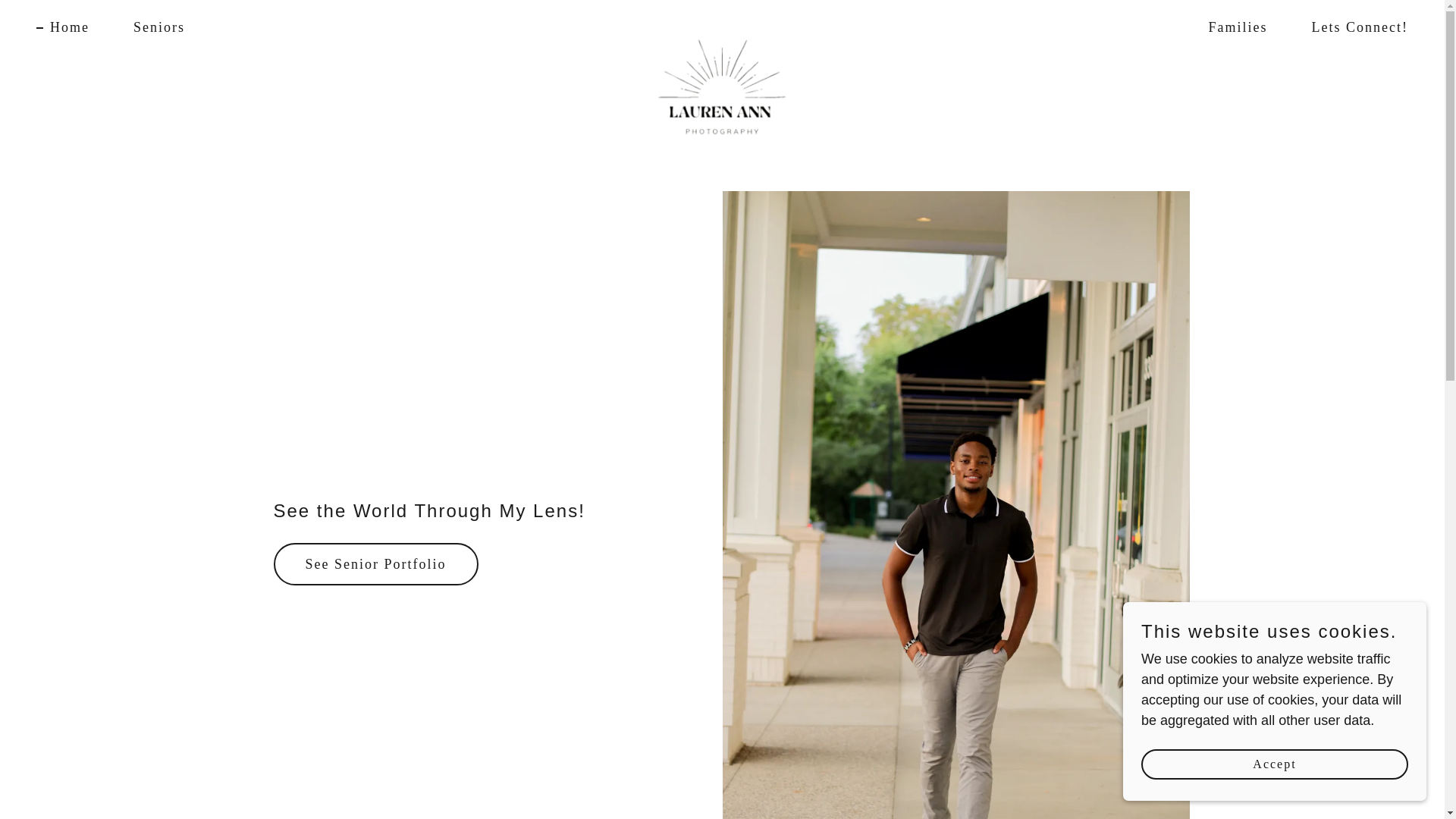 website screenshot of https://laurenannphotograpy.com/