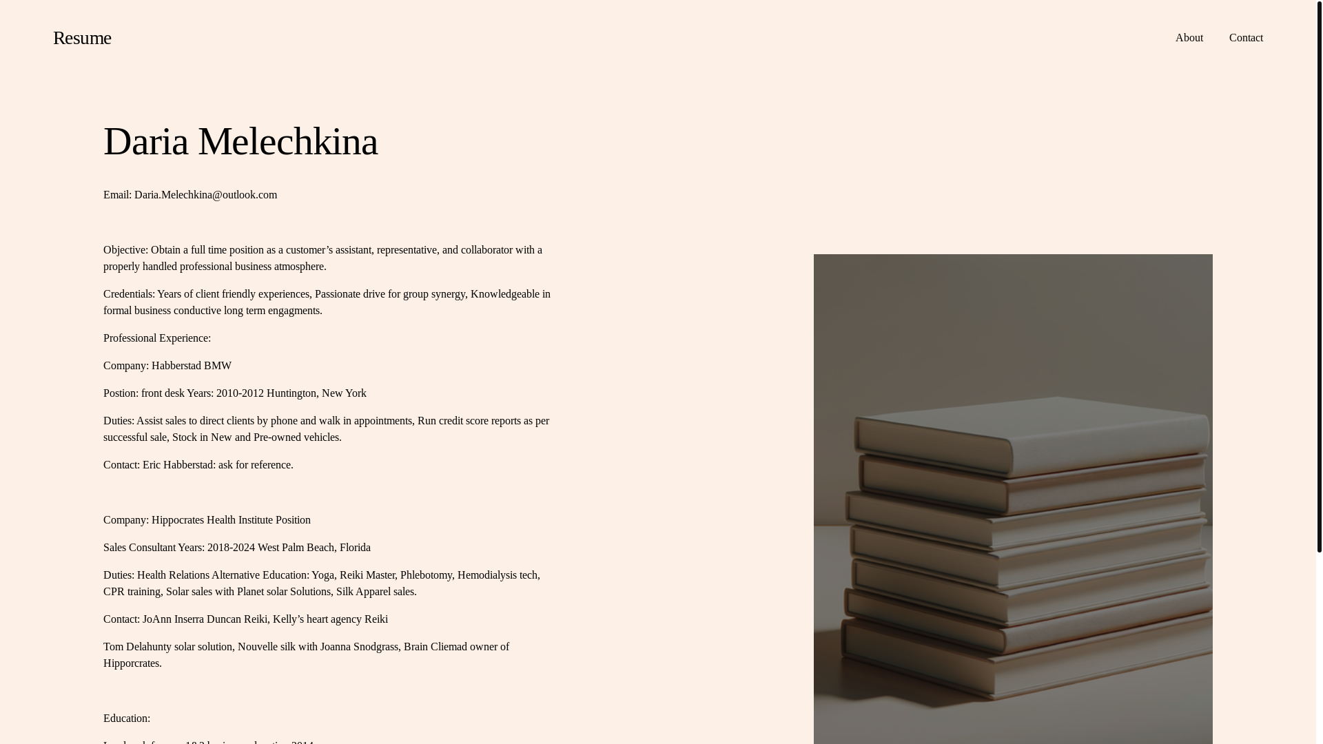 website screenshot of https://dariamelechkina.com/
