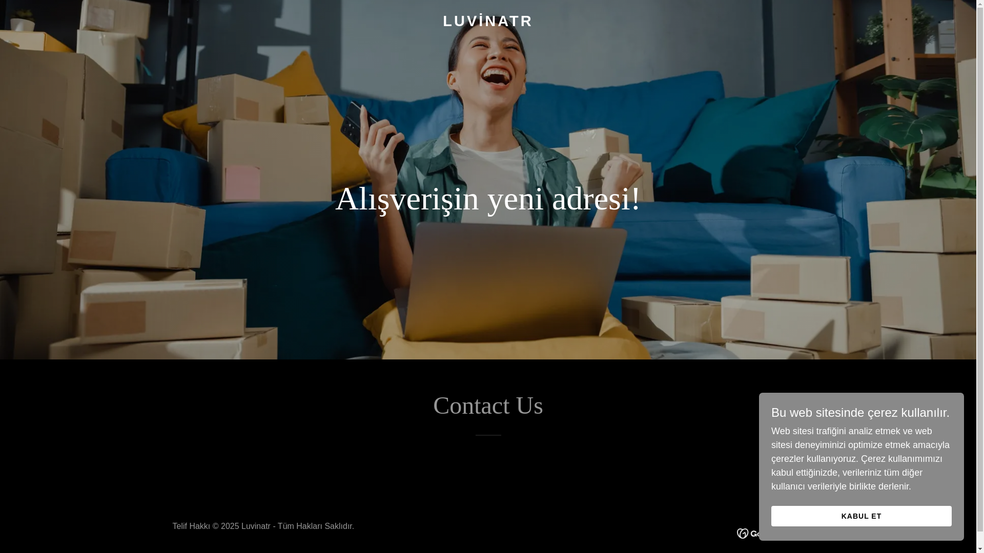website screenshot of https://luvinatr.com/