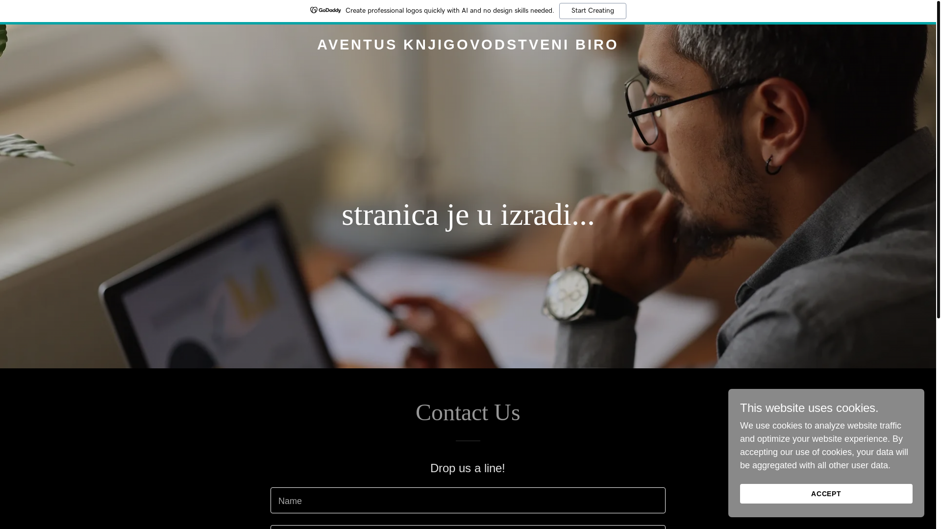 website screenshot of https://aventusbiro.com/