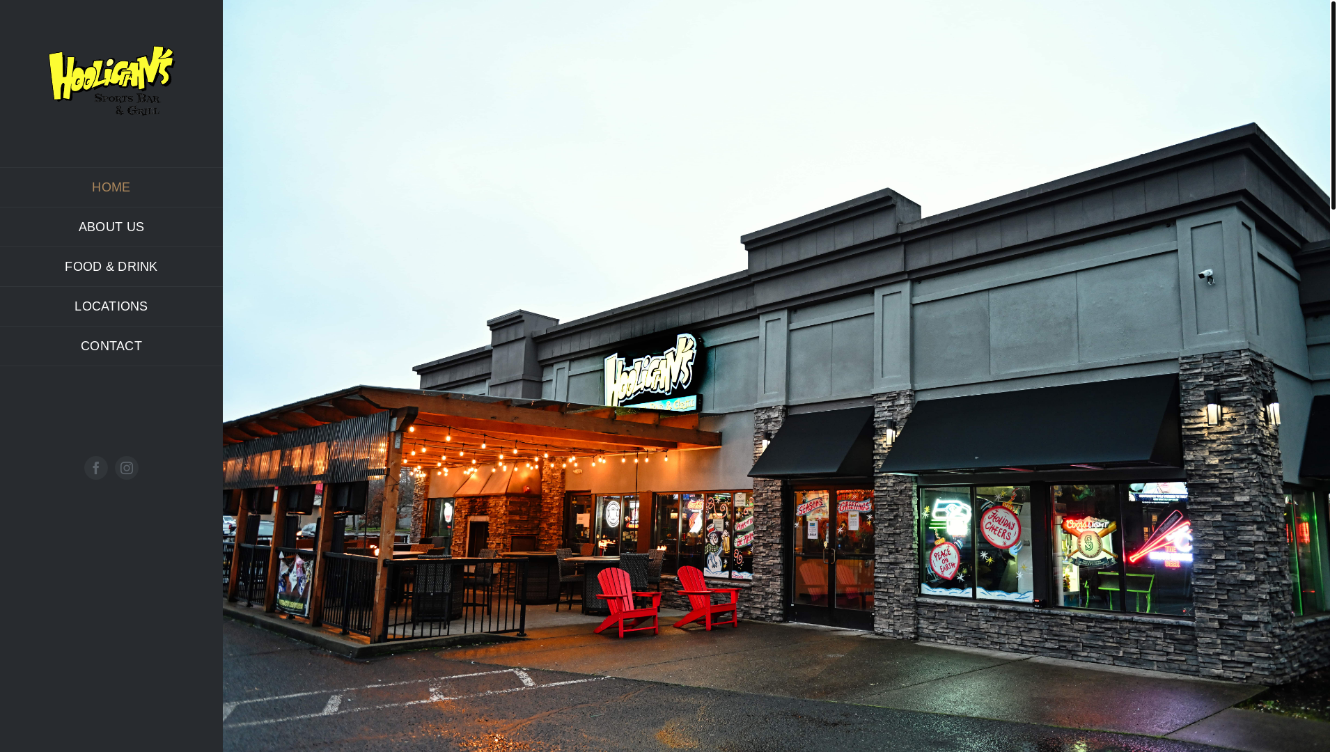 website screenshot of https://hooligansportsbar.com/