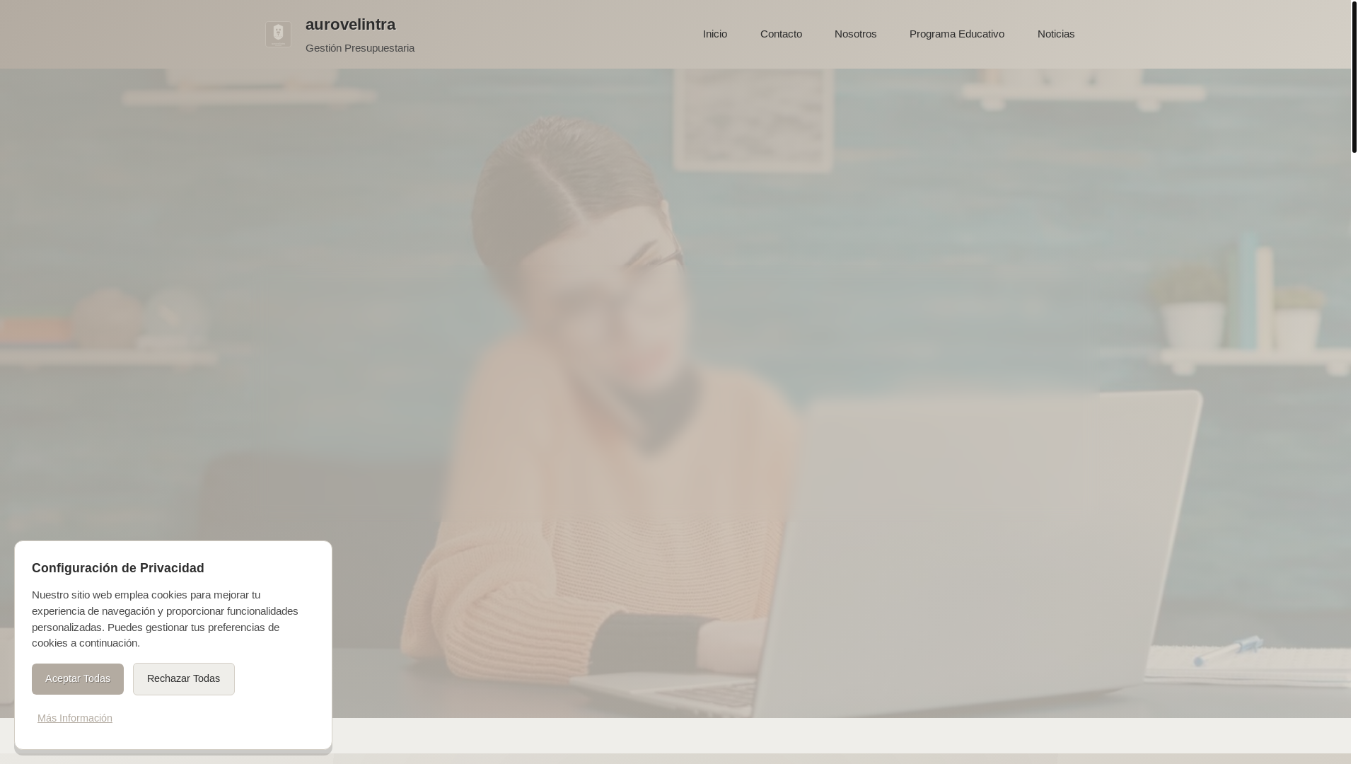 website screenshot of https://aurovelintra.com/