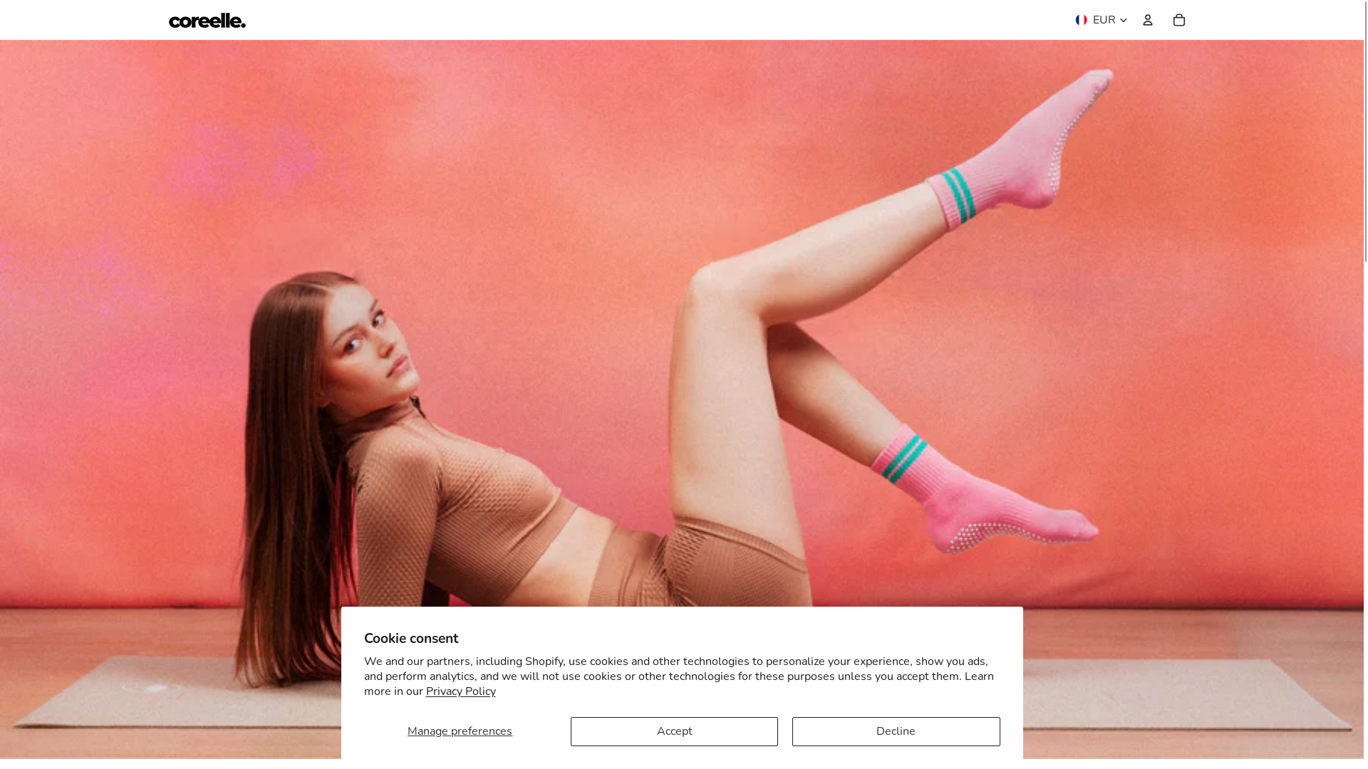 website screenshot of https://shopcoreelle.com/