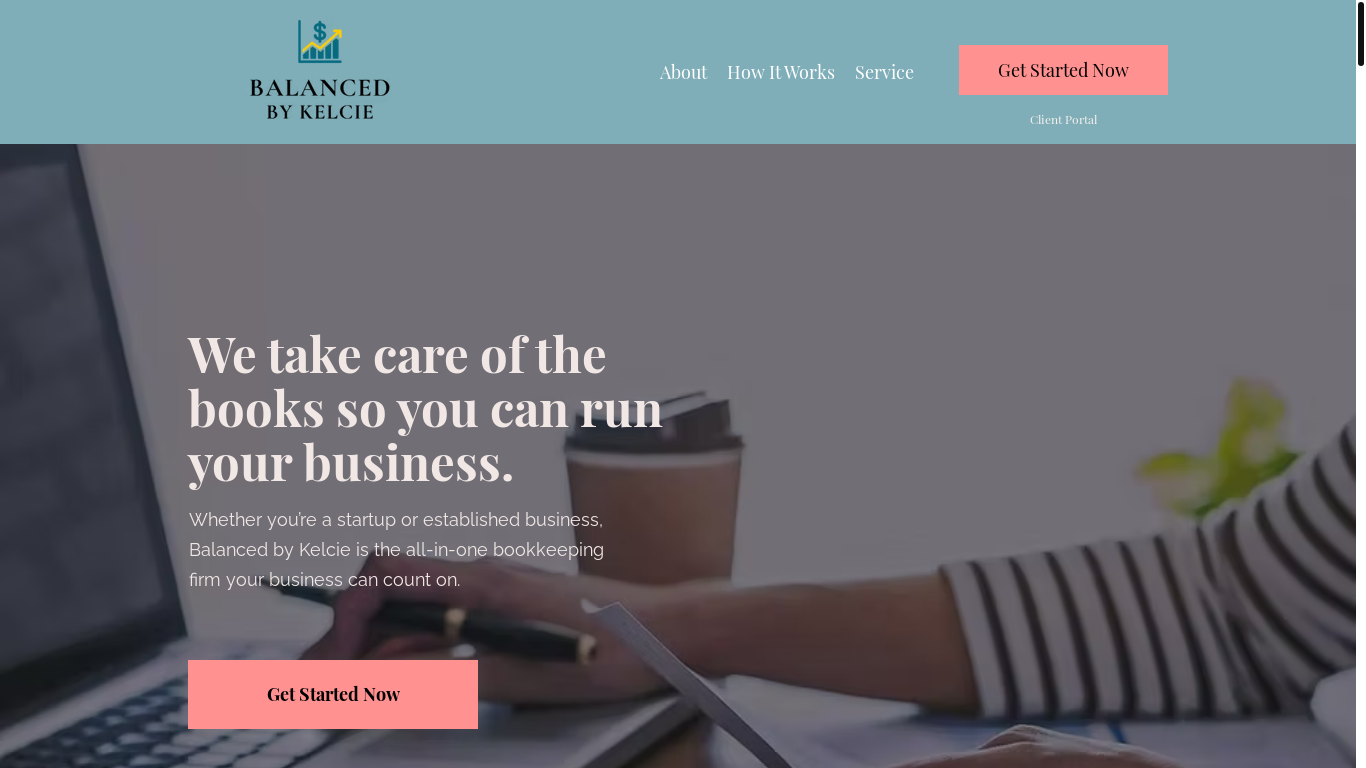 website screenshot of https://balancedbykelcie.com/