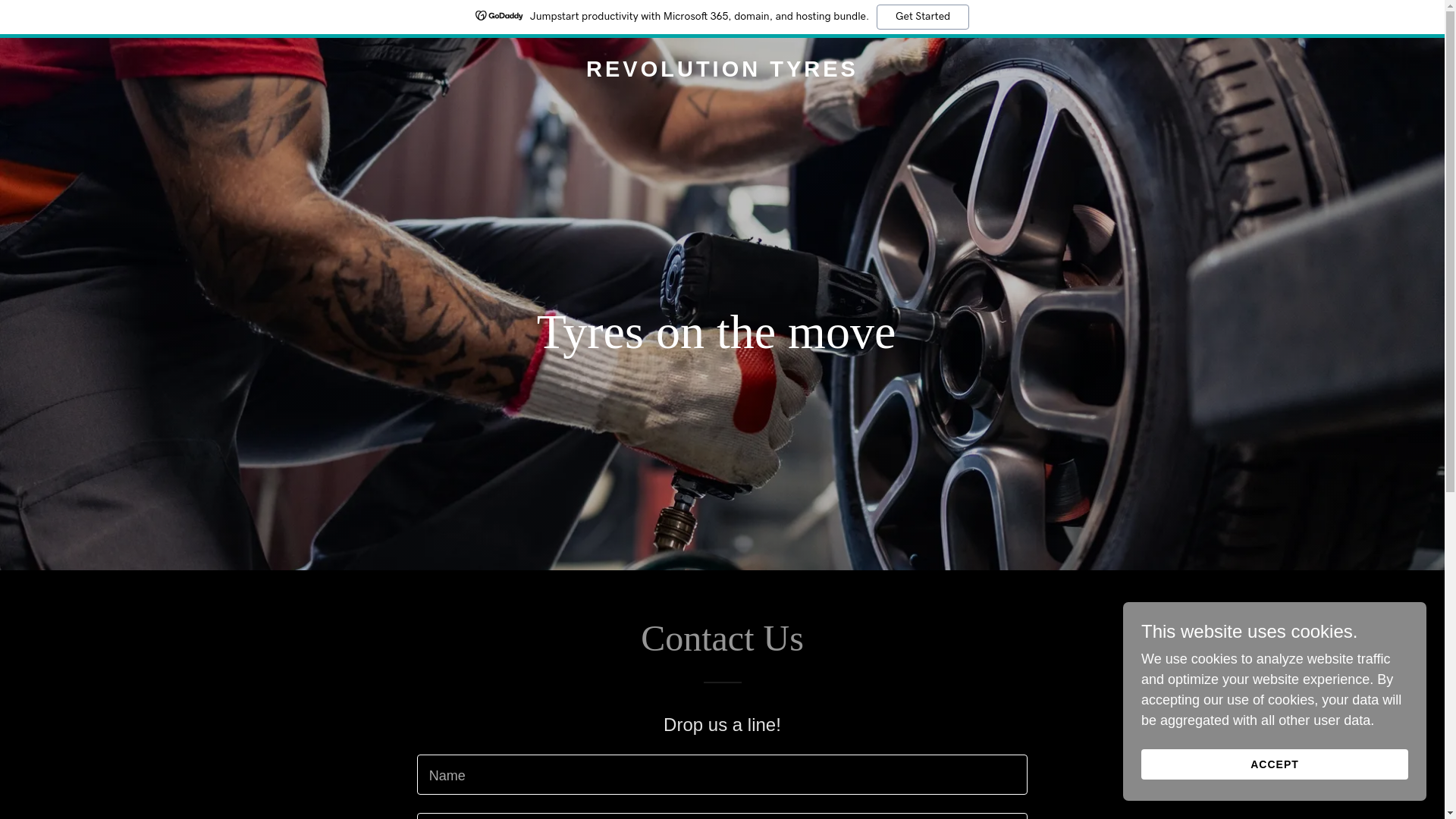 website screenshot of https://revolutiontyres.co.nz/