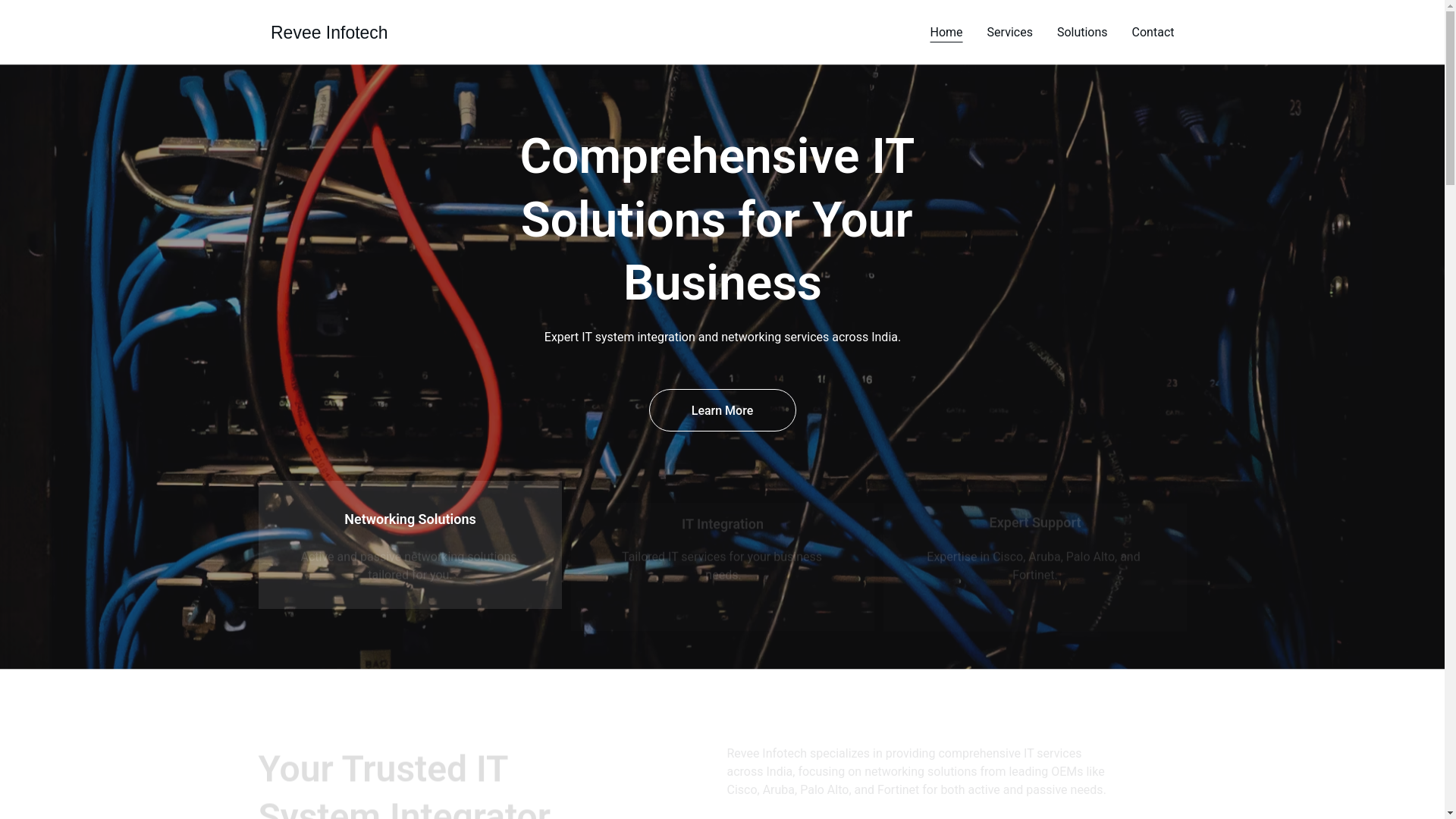 website screenshot of https://reveeinfotech.in/