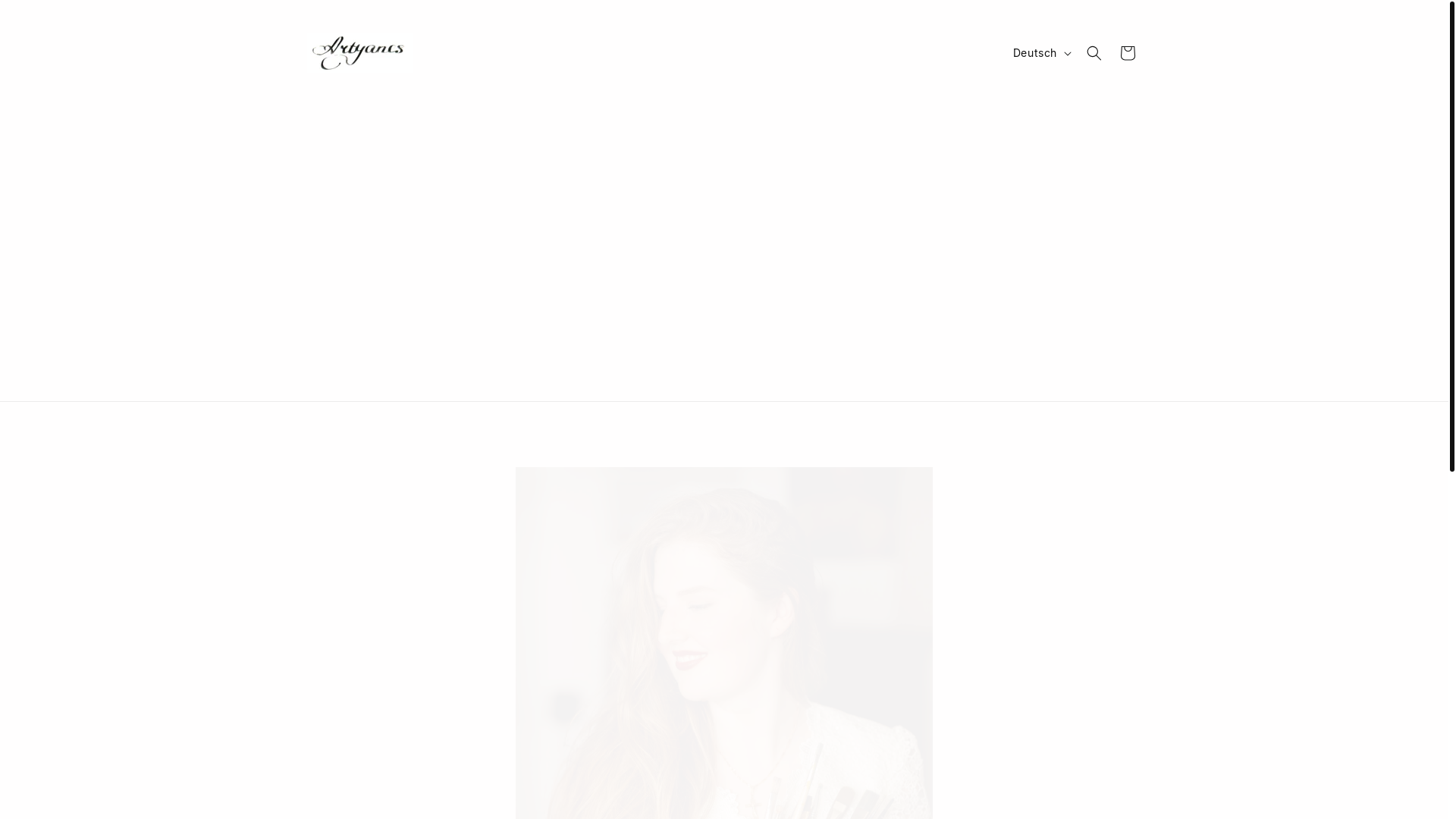 website screenshot of https://jeniayanes.com/
