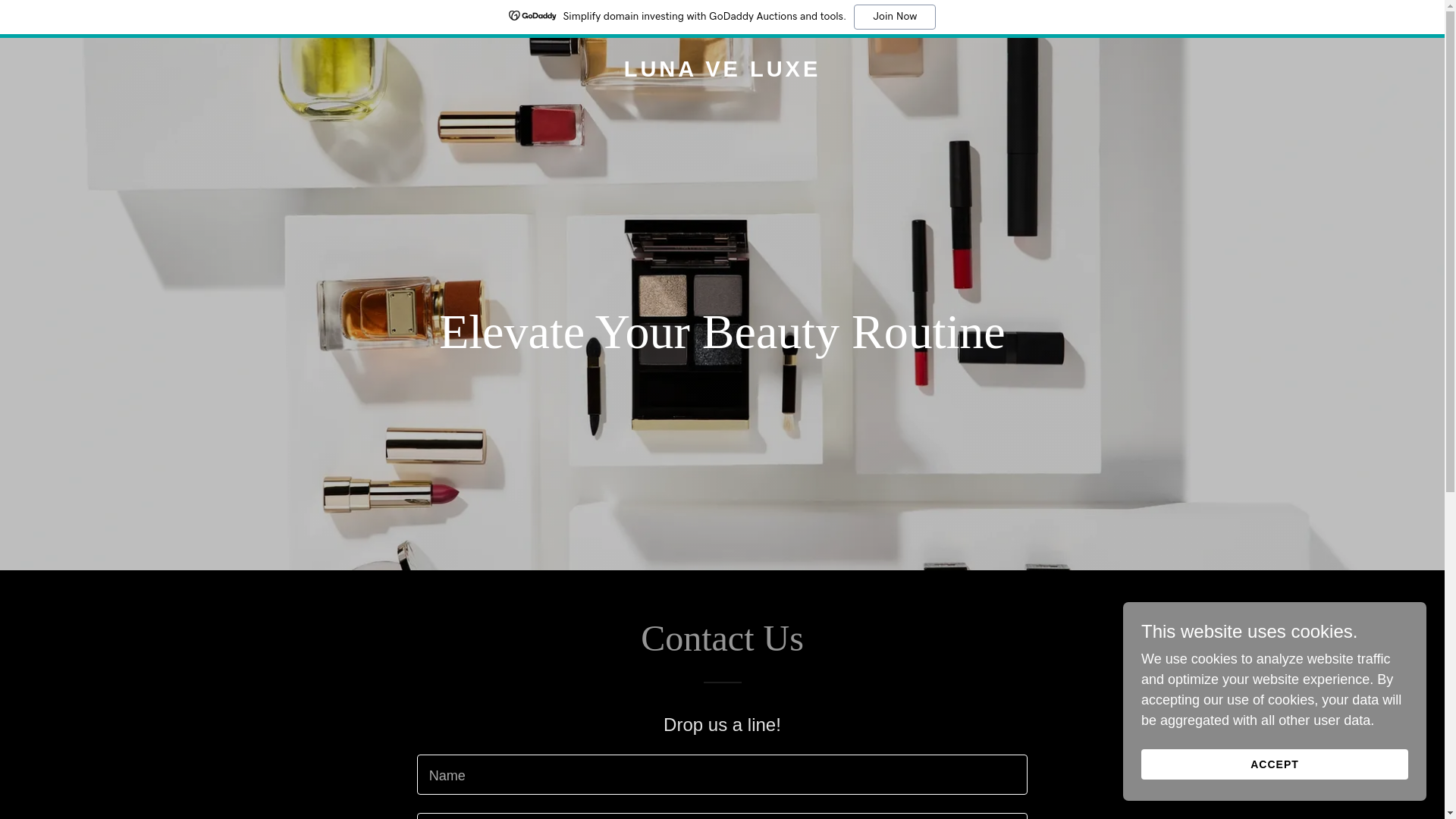 website screenshot of https://lunaveluxe.store/