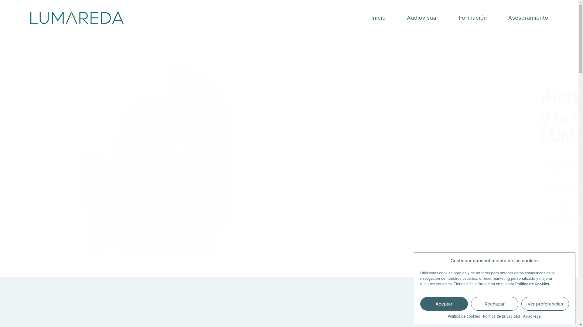 website screenshot of https://laracapeans.com/