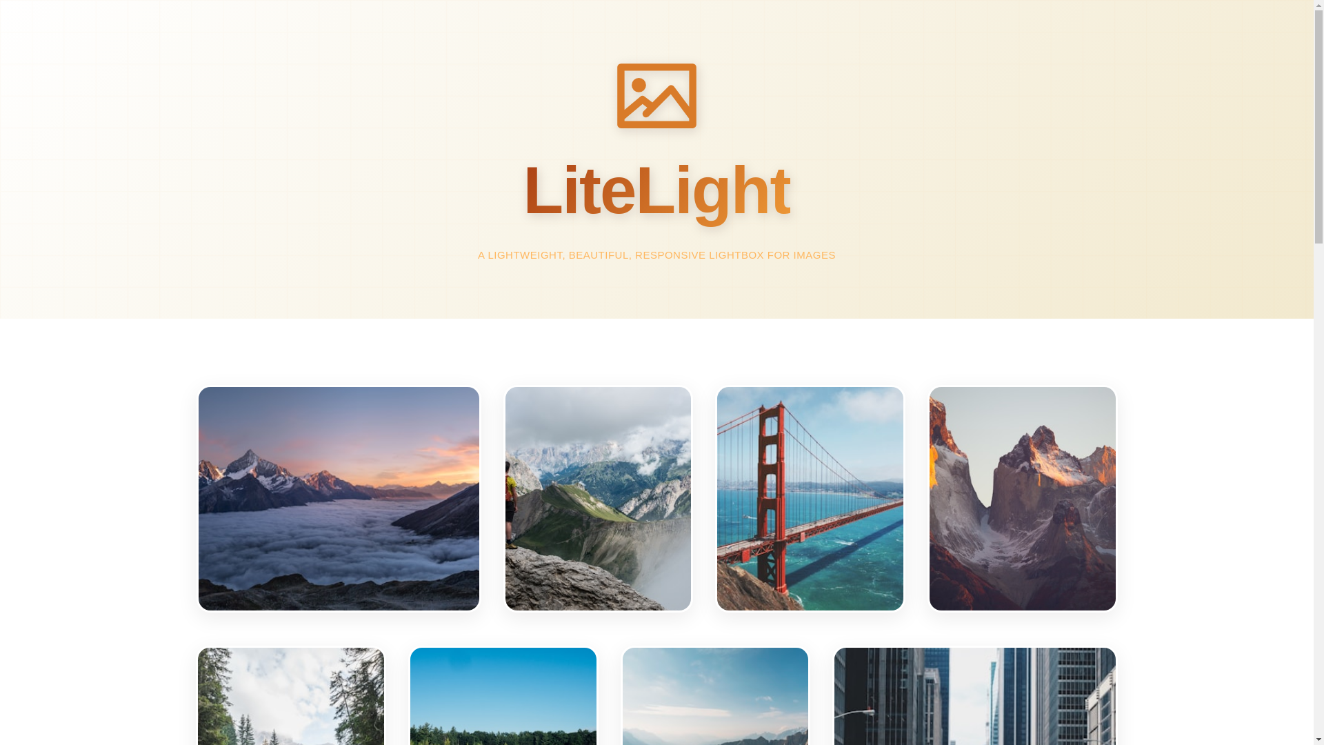 website screenshot of https://litelightbox.com/