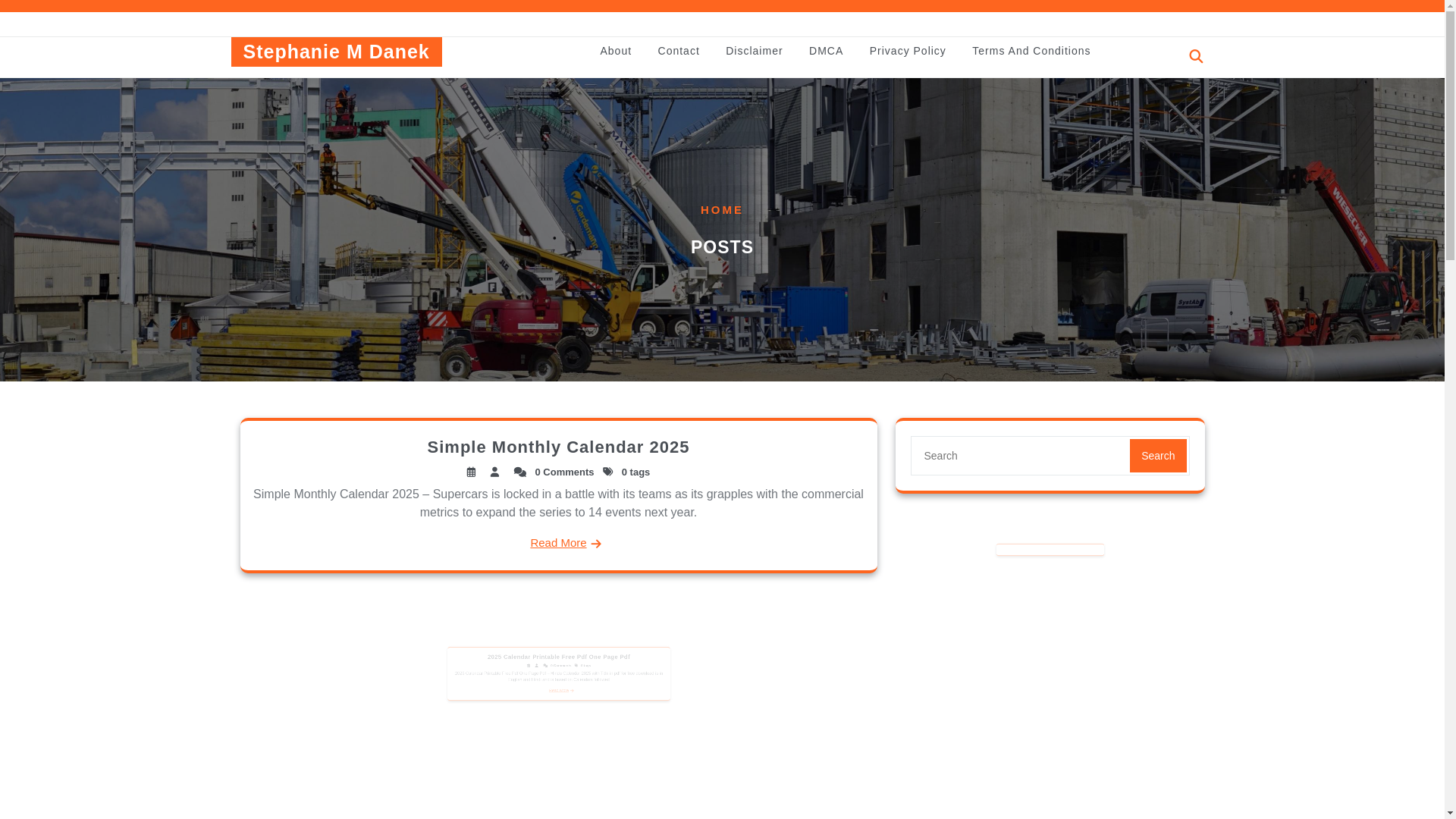 website screenshot of https://stephaniemdaneks.pages.dev/