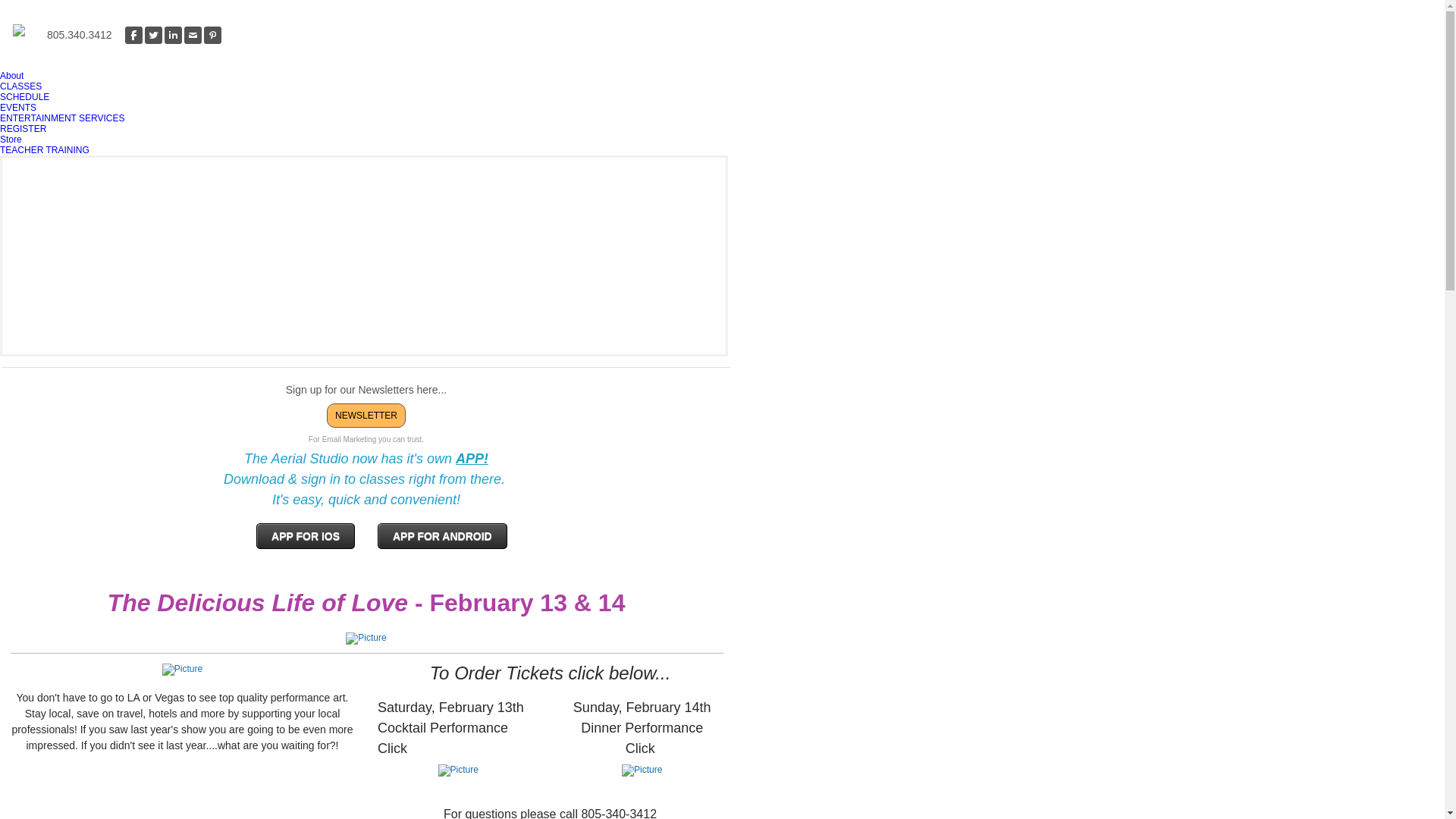 website screenshot of https://carmencurtis.com/