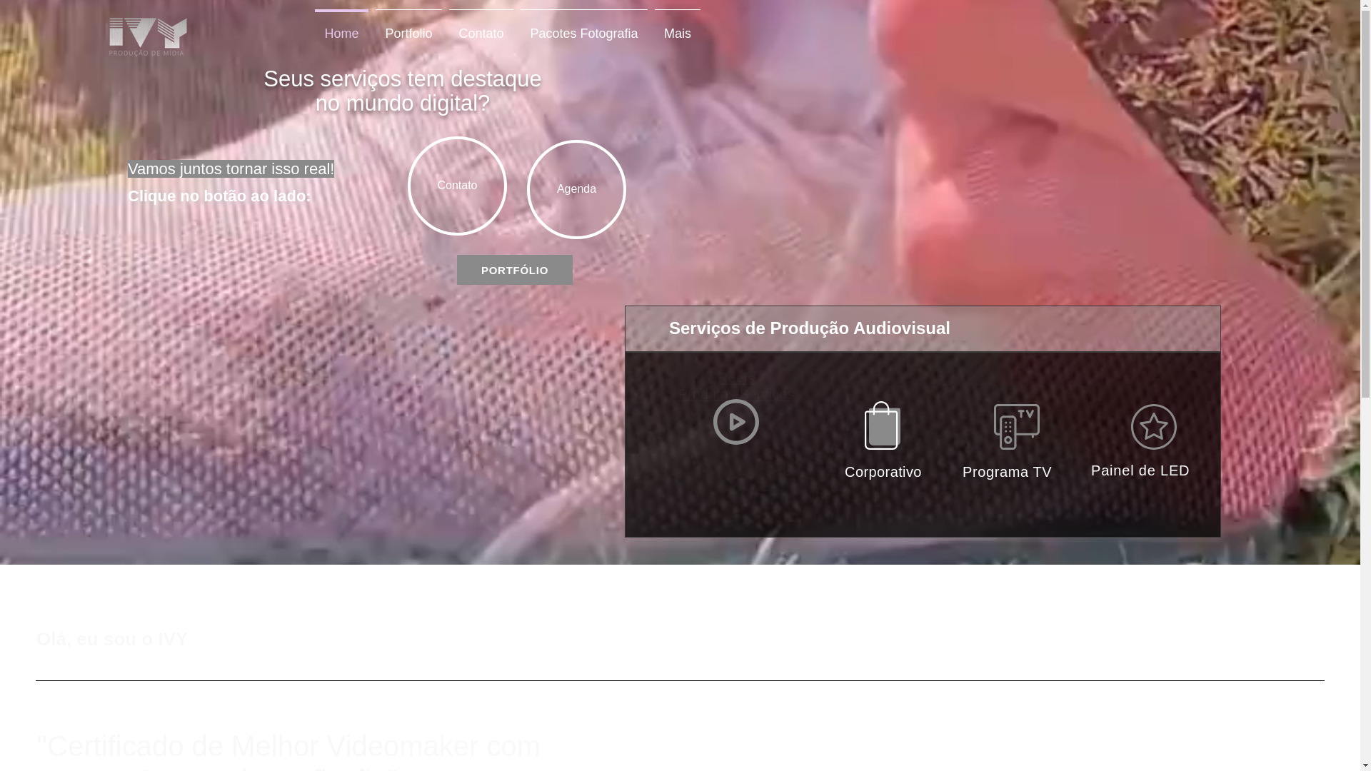 website screenshot of https://creativyspace.com/
