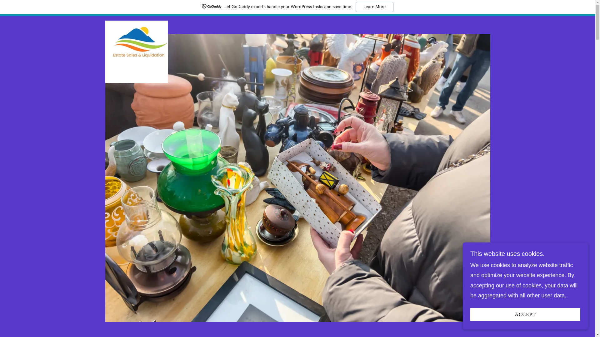 website screenshot of https://deserthillestatesales.com/