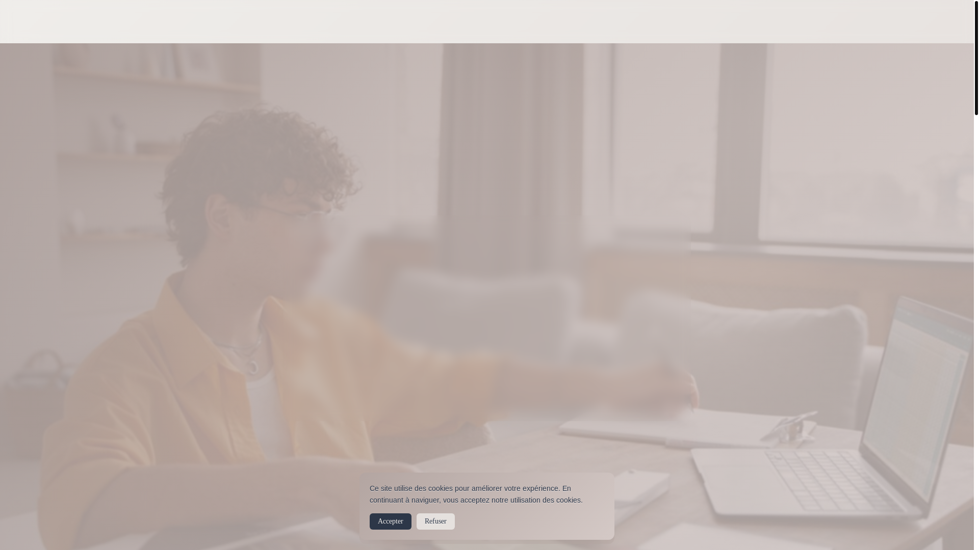 website screenshot of https://soventriqluxe.com/