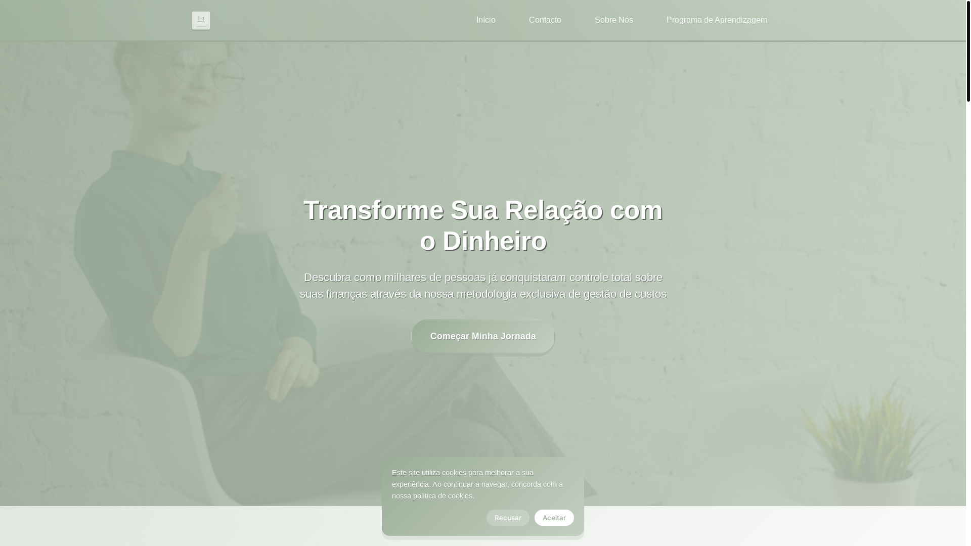 website screenshot of https://zenthariluxe.com/