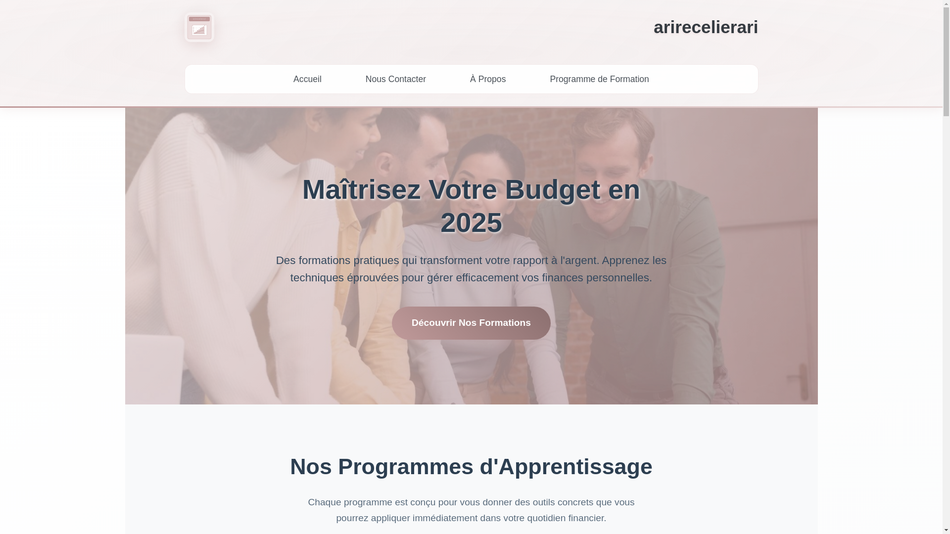 website screenshot of https://arirecelierari.com