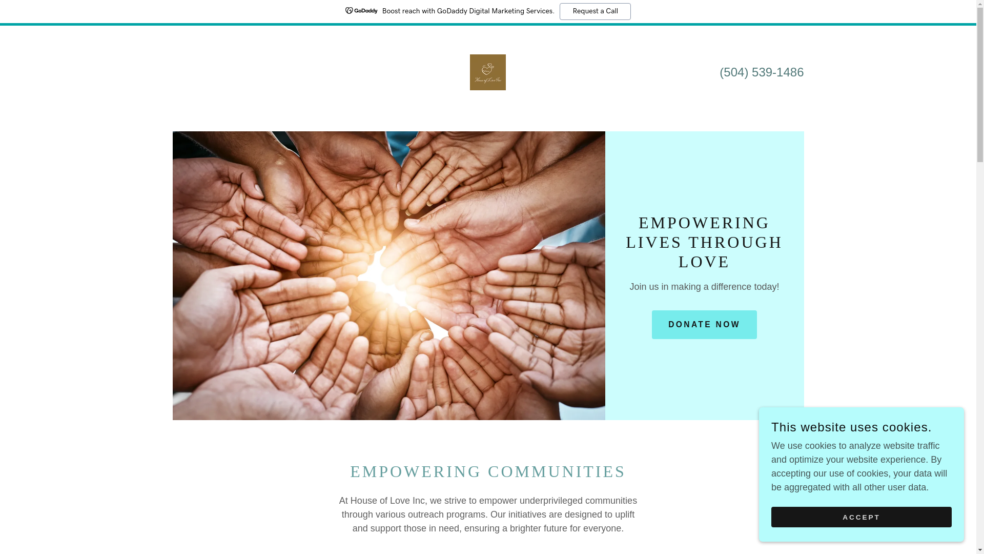 website screenshot of https://houseofloveinc.org/