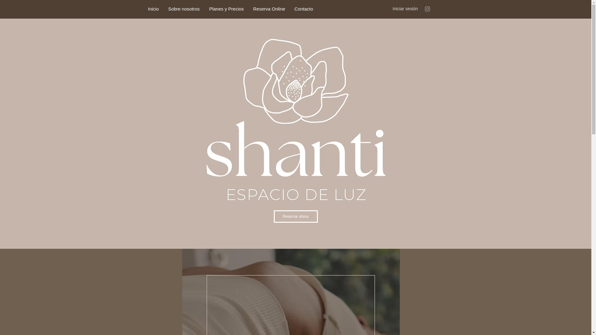 website screenshot of https://shantiespaciodeluz.com/