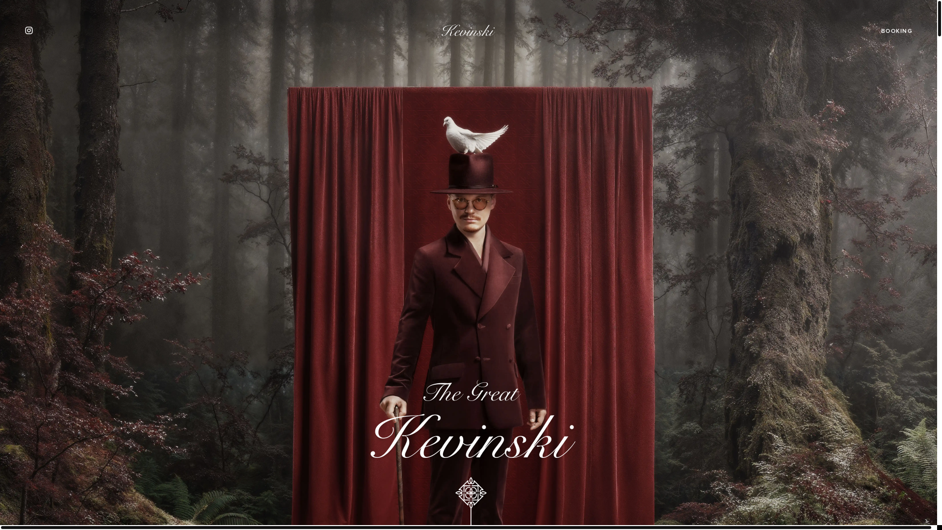 website screenshot of https://kevinskimagic.com/