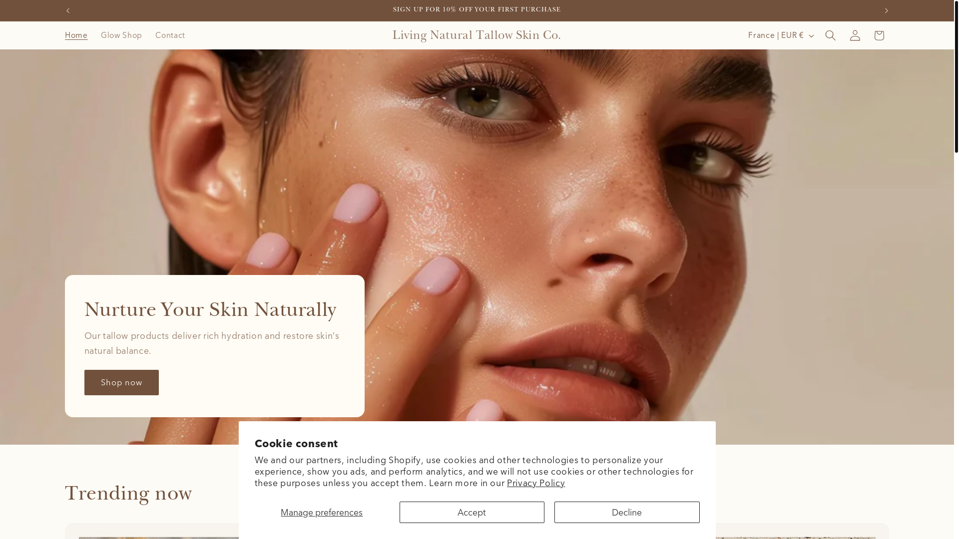 website screenshot of https://livingnaturalglow.com/