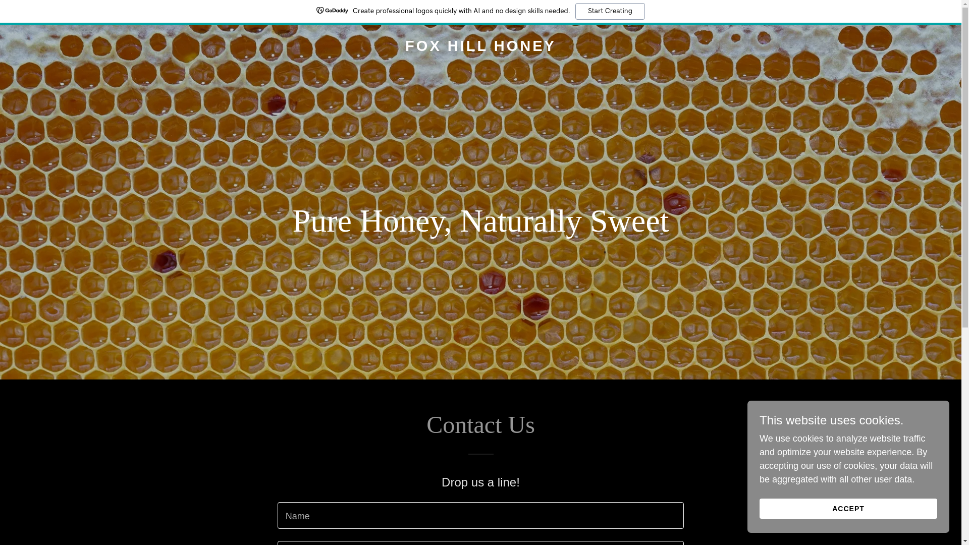 website screenshot of https://foxhillhoney.com/