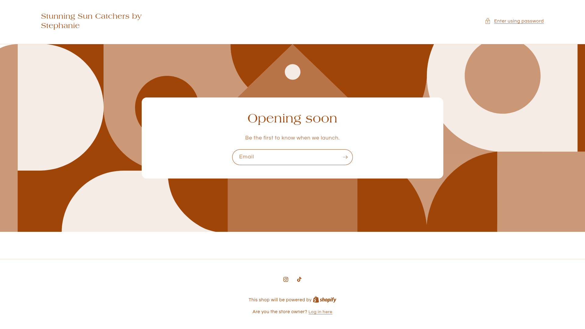 website screenshot of https://stunningsuncatchersbystephanie.shop/