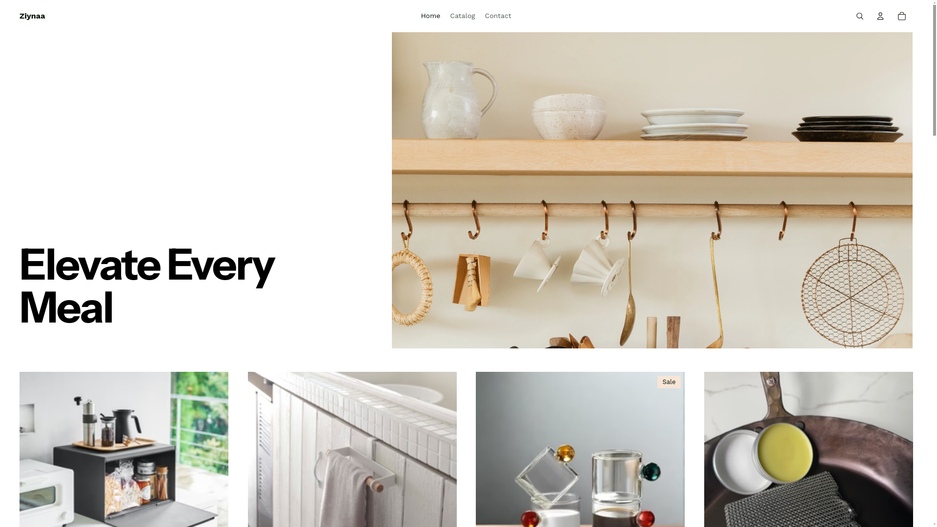 website screenshot of https://ziynaa.com/