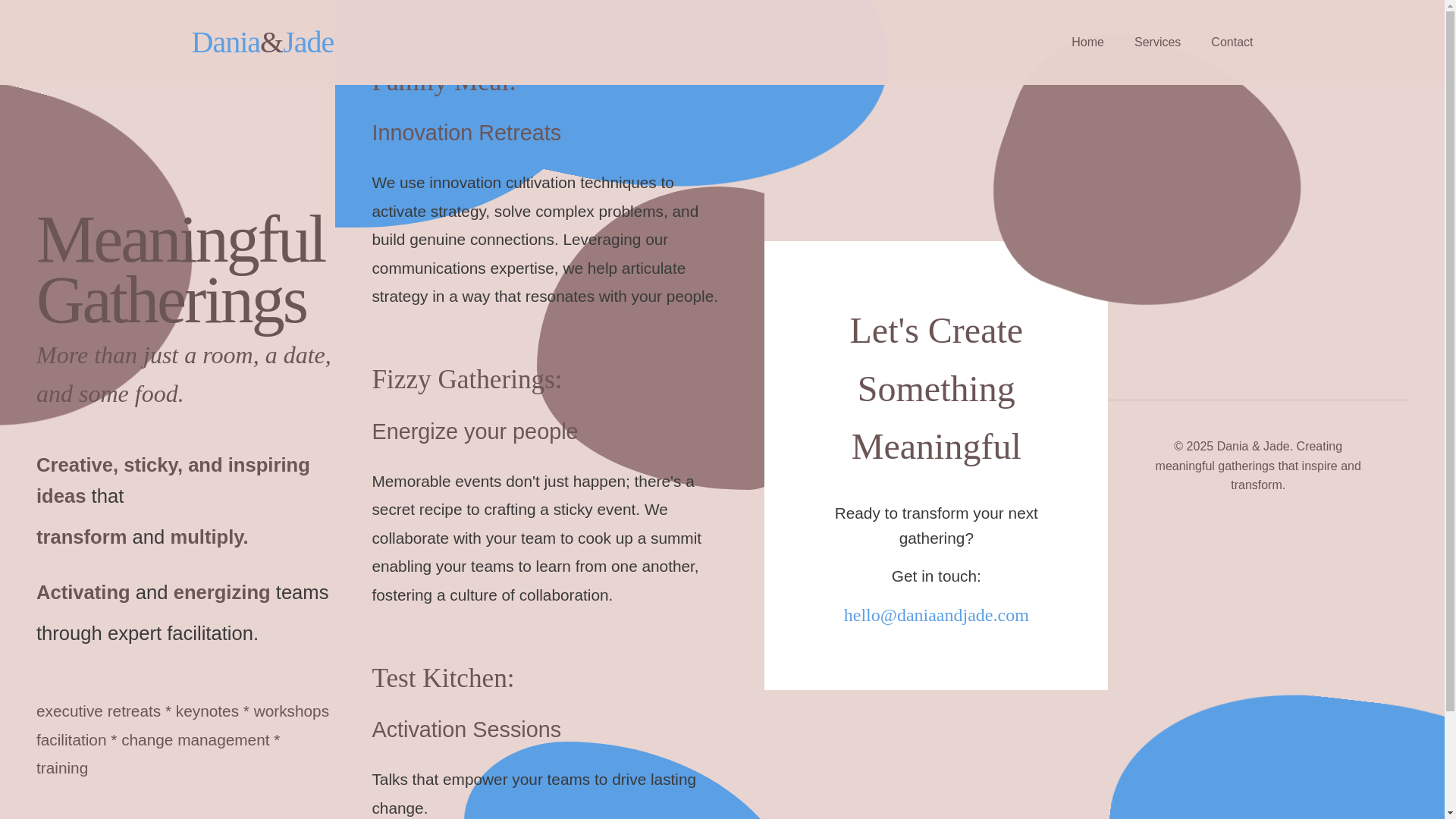 website screenshot of https://daniaandjade.com/
