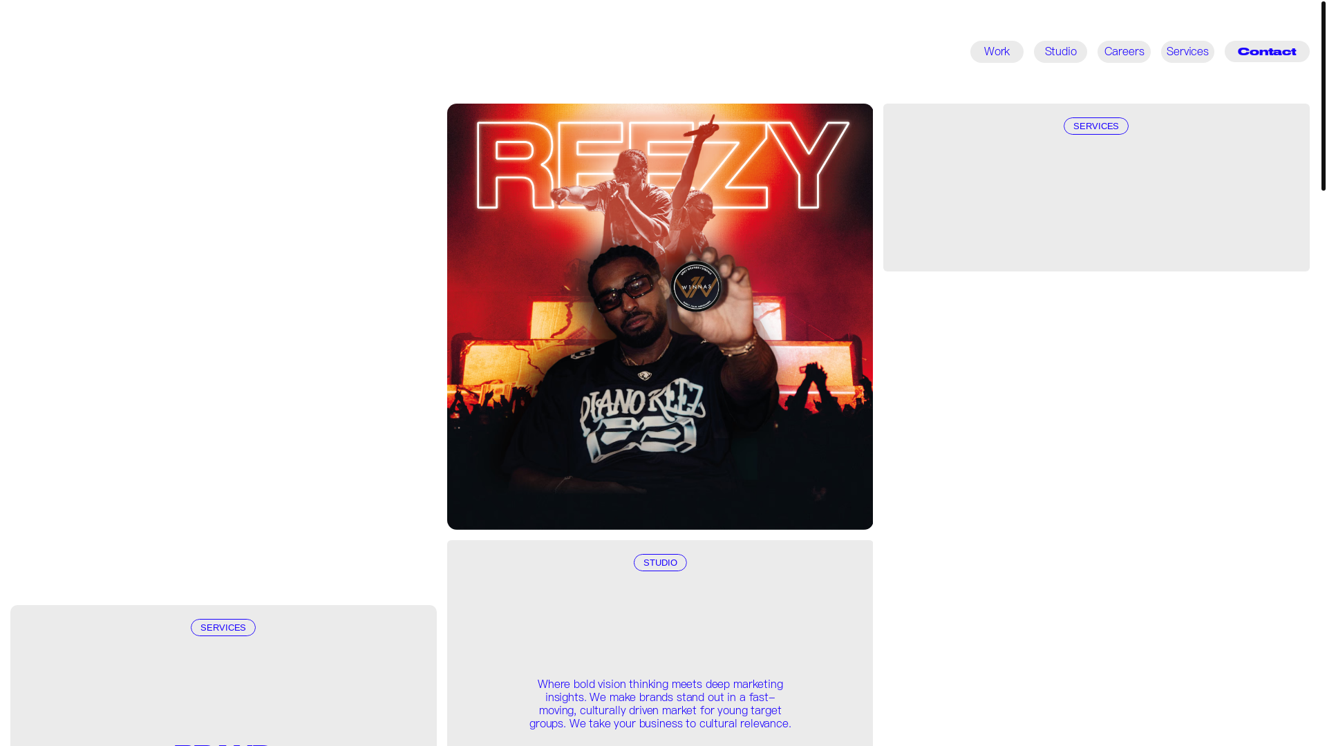 website screenshot of https://peer-collective.de/