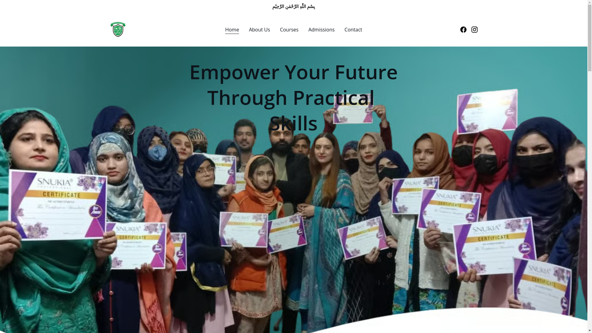 website screenshot of https://noorfatimavocationaleducation.com/