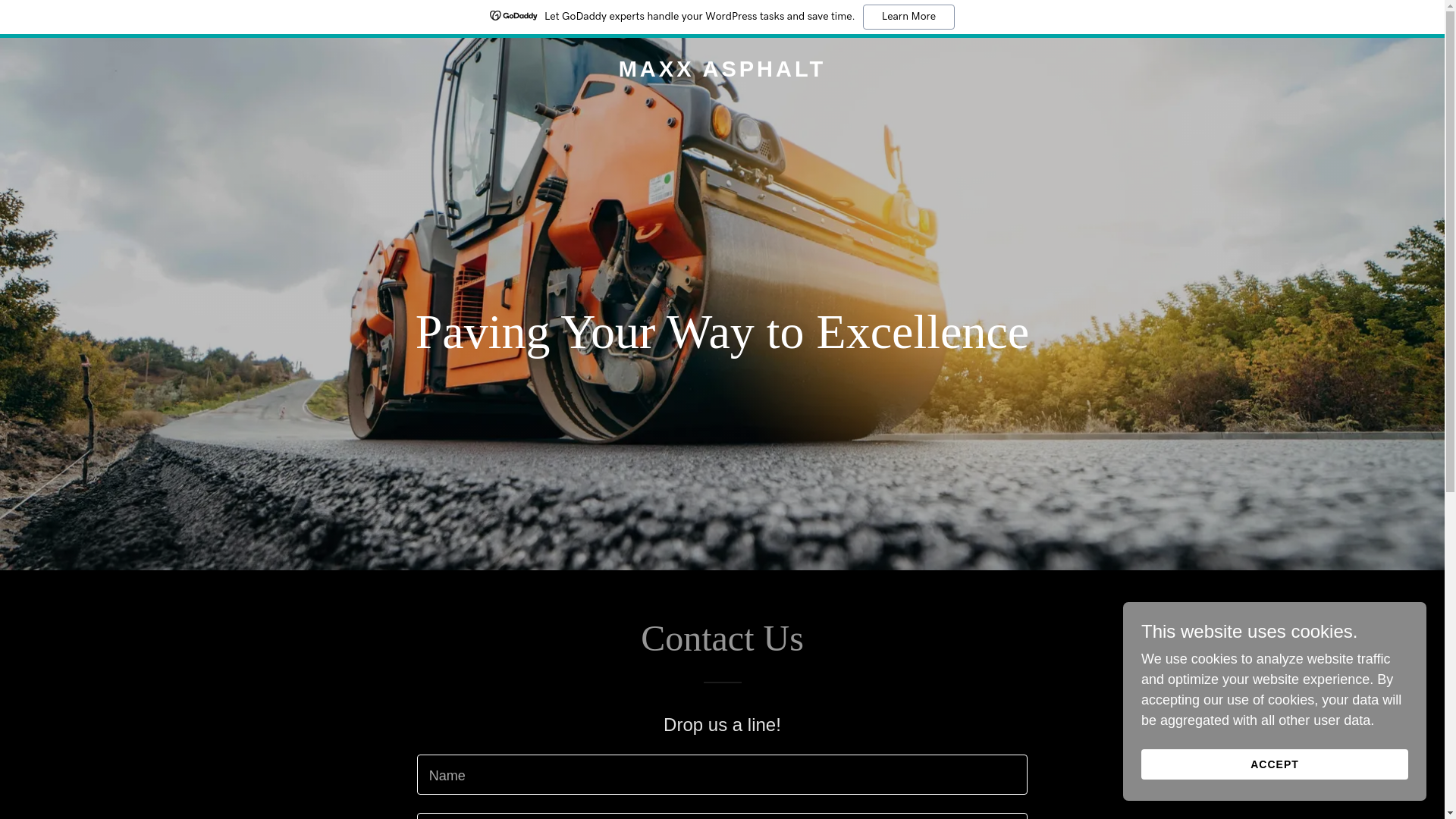 website screenshot of https://maxxasphalt.com/
