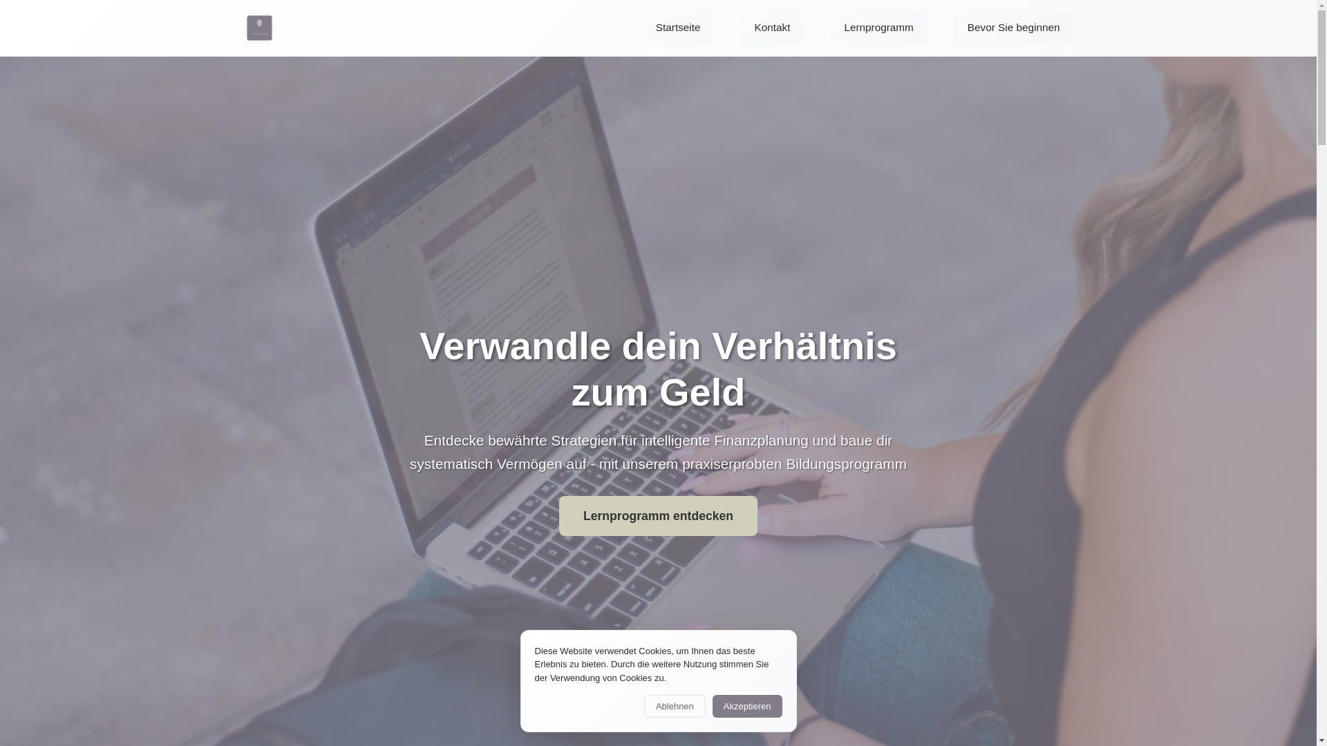 website screenshot of https://marovinxelutaq.com/