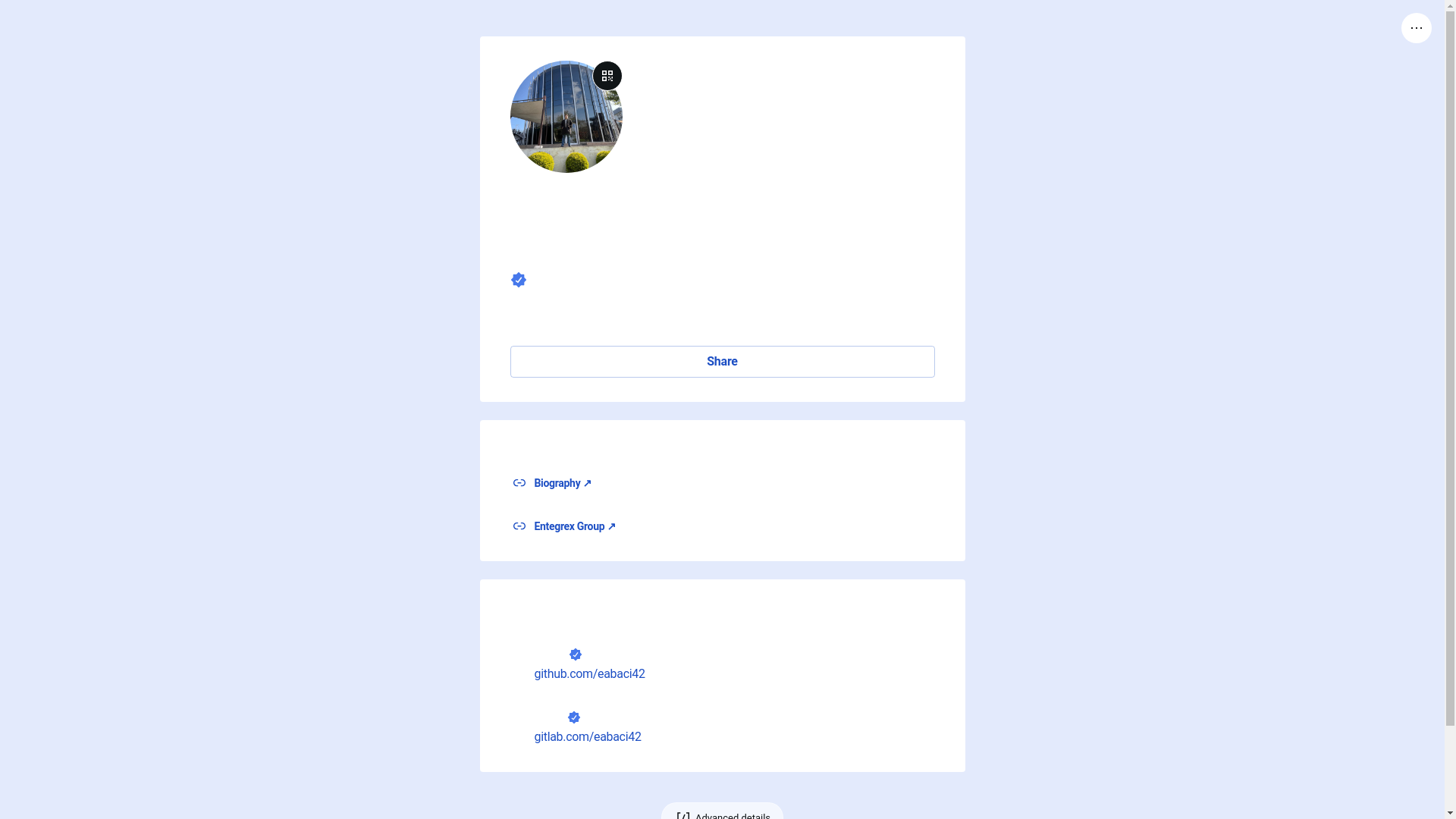 website screenshot of https://eabaci42.bio/